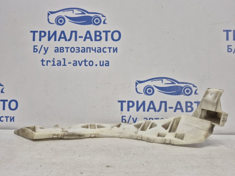 Кронштейн бампера задний левый 3 2003-2009 BK 1.6 бензин Z6