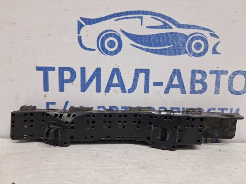 Кронштейн бампера передний правый Subaru Forester 2012-2018 SJ 2.0 diesel EE20Z 57707SG020 Б/У