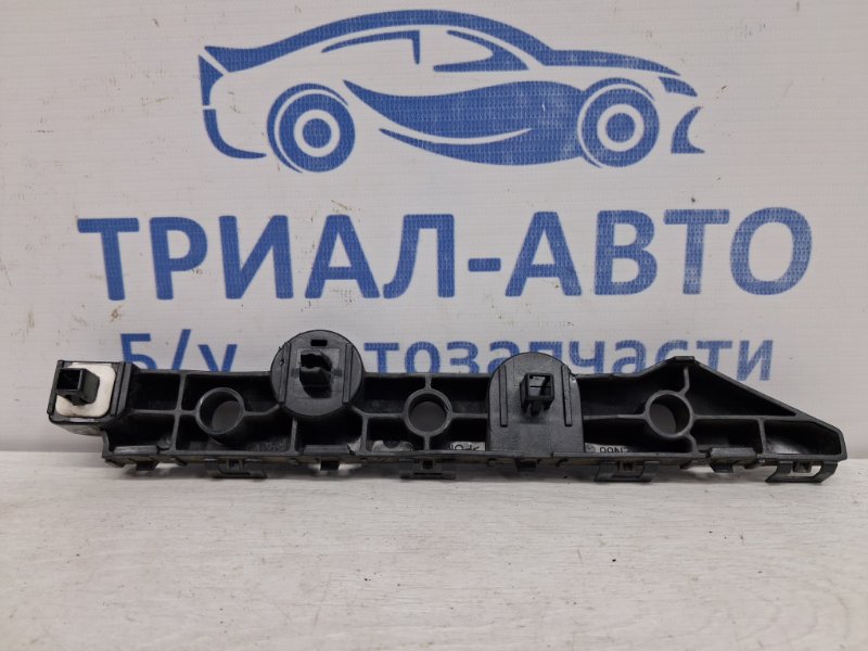 Кронштейн бампера задний правый Infiniti Q50 V37 2.2 diesel OM651