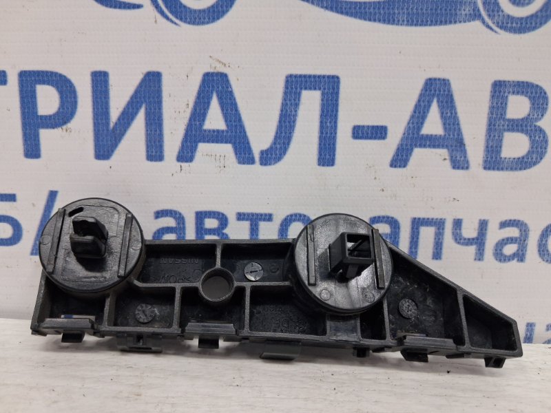 Кронштейн бампера задний левый Infiniti Q50 V37 2.2 diesel OM651