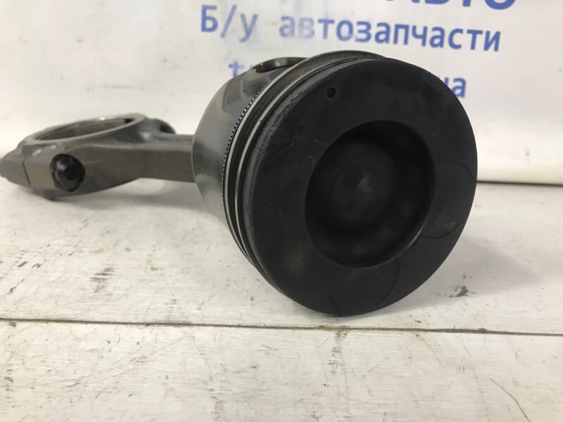 Поршень с шатуном Sorento 2002-2009 BL 2.5 diesel D4CB