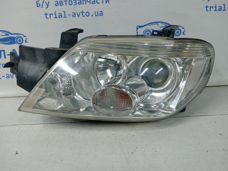 Фара левая Mitsubishi Outlander 2003-2008 cu 2.4 бензин 4G69 8301A169 Б/У
