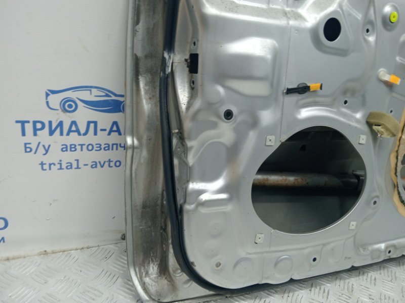 Дверь передняя правая Prado 2002-2009 J120 4.0 1GR-FE