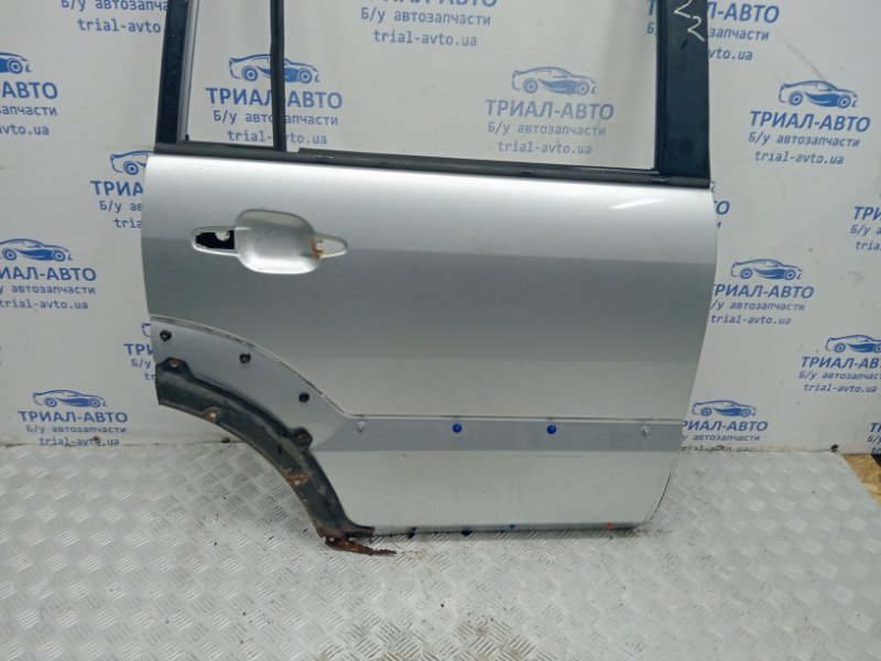 Дверь задняя правая Prado 2002-2009 J120 4.0 1GR-FE