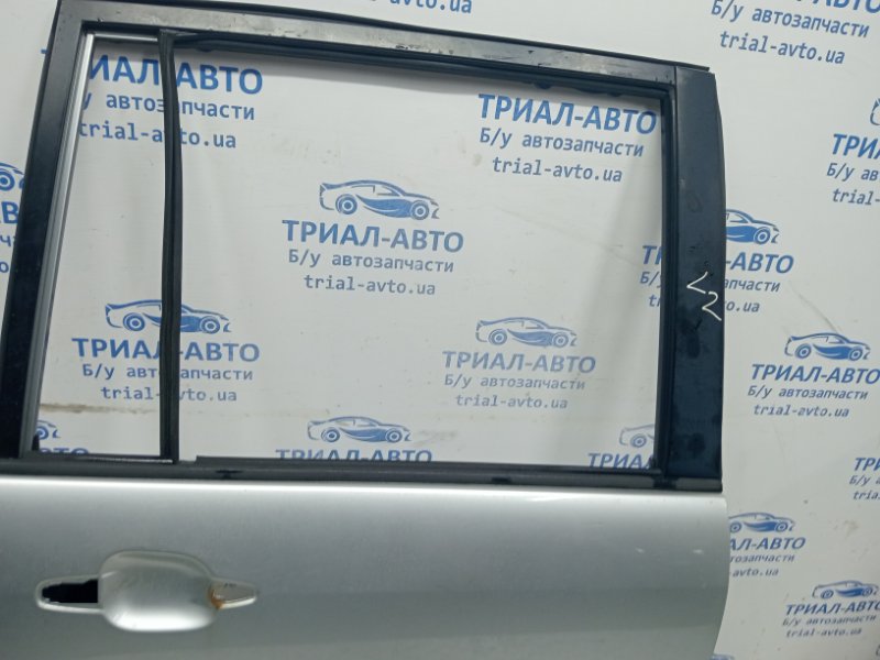 Дверь задняя правая Prado 2002-2009 J120 4.0 1GR-FE