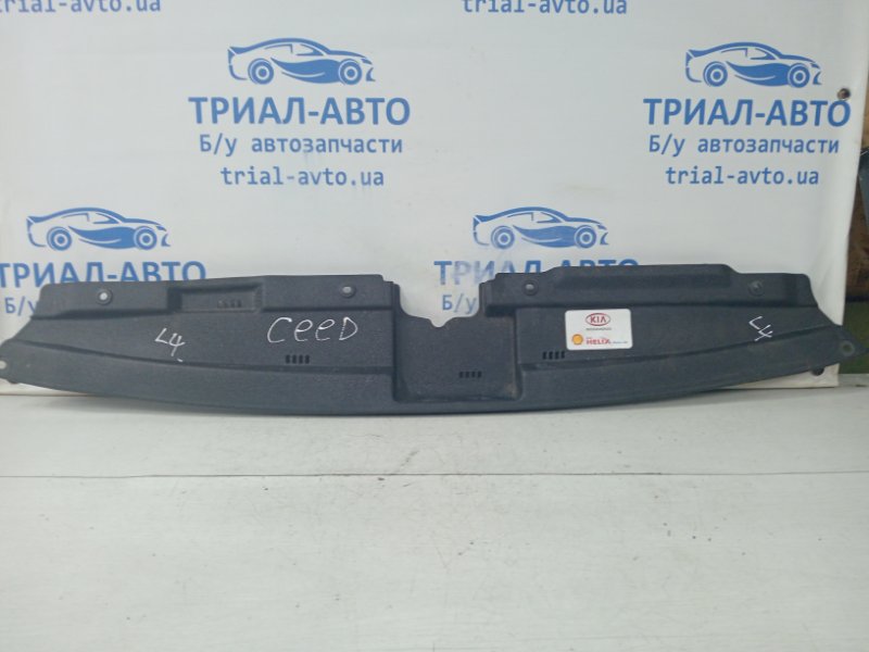 Накладка передней панели Kia Ceed 2012-2018 JD 1.6 diesel D4FB 86570A2000 Б/У