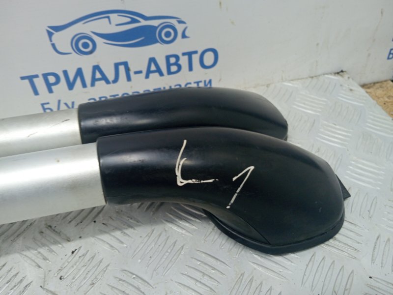 Рейлинг на крышу Outlander 2003-2006 cu 2.4 бензин 4G69