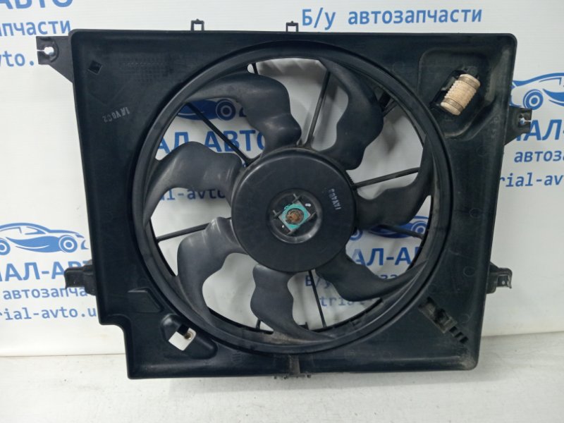 Диффузор с вентилятором радиатора Kia Ceed 2012-2018 JD 1.6 diesel D4FB 25380A5800 Б/У