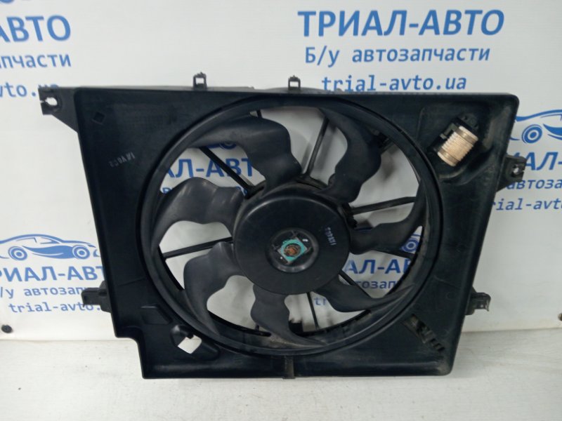 Диффузор с вентилятором радиатора Ceed 2012-2018 JD 1.6 diesel D4FB