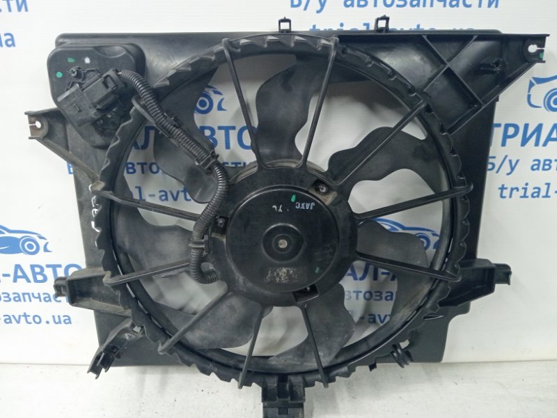 Диффузор с вентилятором радиатора Ceed 2012-2018 JD 1.6 diesel D4FB
