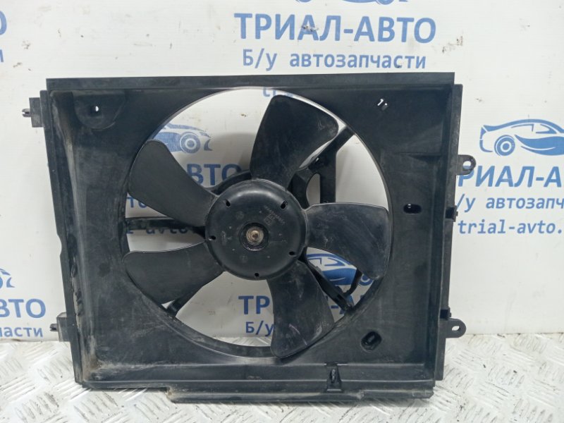 Диффузор с вентилятором радиатора Mitsubishi Outlander 2003-2006 cu 2.4 бензин 4G69 MN153366 Б/У