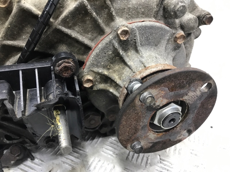Раздаточная коробка Prado 2002-2009 J120 4.0 1GR-FE