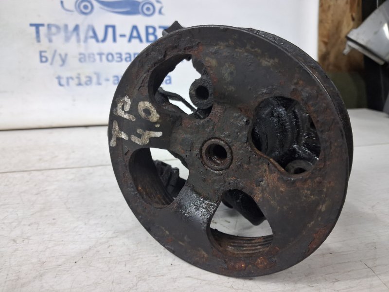 Насос ГУ Prado 2002-2009 J120 4.0 1GR-FE