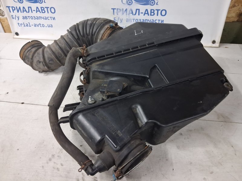 Корпус воздушного фильтра Toyota Prado 2002-2009 J120 4.0 1GR-FE 1770031540 Б/У