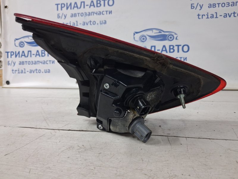 Фонарь задний внутренний правый CX 5 2011-2017 KE 2.2 diesel