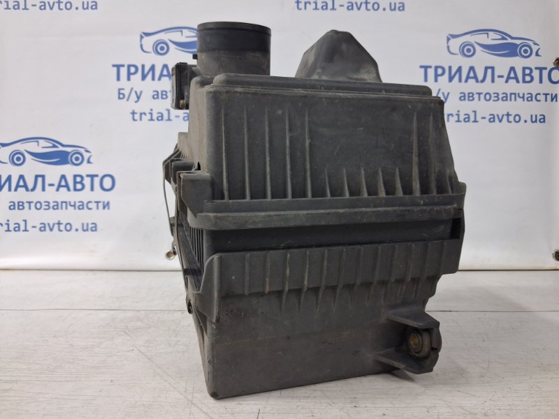 Корпус воздушного фильтра Mitsubishi Outlander 2003-2006 cu 2.4 бензин 4G69 MR258242 Б/У