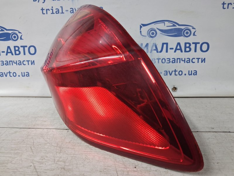 Фонарь задний внешний левый Ceed 2012-2018 JD 1.6 diesel D4FB
