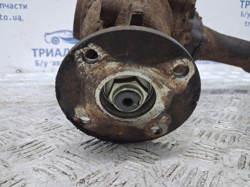 Редуктор передний Prado 2002-2009 J120 4.0 1GR-FE