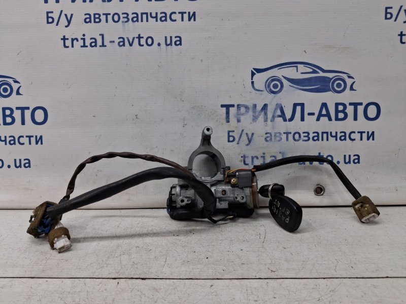 Замок зажигания Mitsubishi Pajero Sport 1996-2008 K9 2.5 Diesel 4D56 MR390395 Б/У