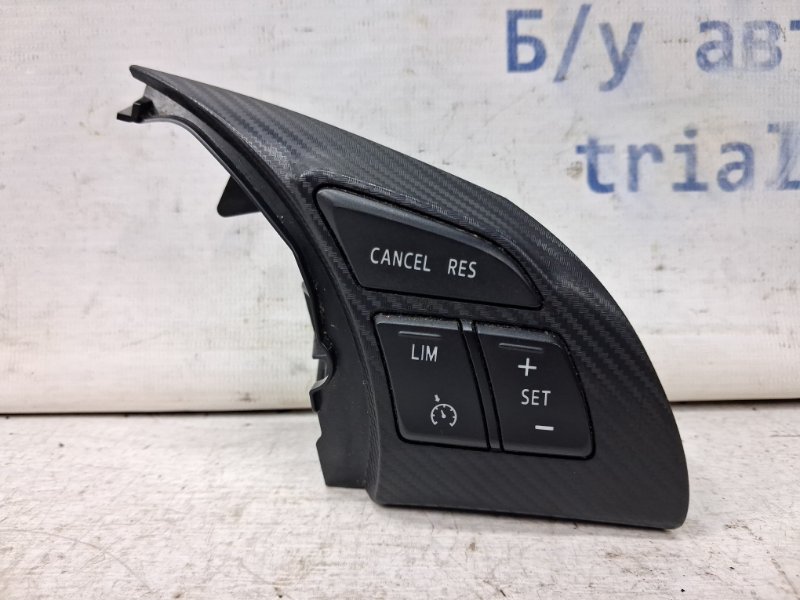 Кнопки руля Mazda CX 5 2011-2017 KE 2.2 diesel KR39664M3 Б/У