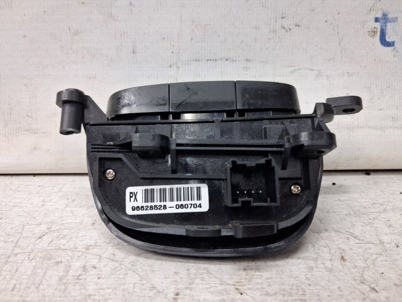 Кнопки руля Captiva 2006-2011 C100 2.4 бензин Z24SED