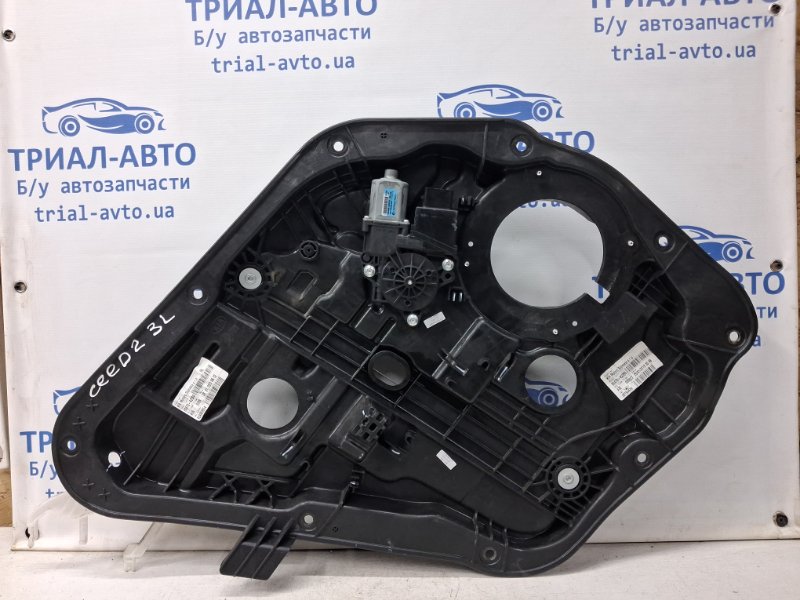 Стеклоподъемник задний левый Kia Ceed 2012-2018 JD 1.6 diesel D4FB 83471A2010 Б/У