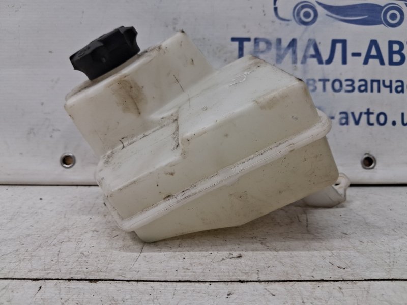 Бачок радиатора (расширительный) Kia Ceed 2012-2018 JD 1.6 diesel D4FB 25430A5800 Б/У