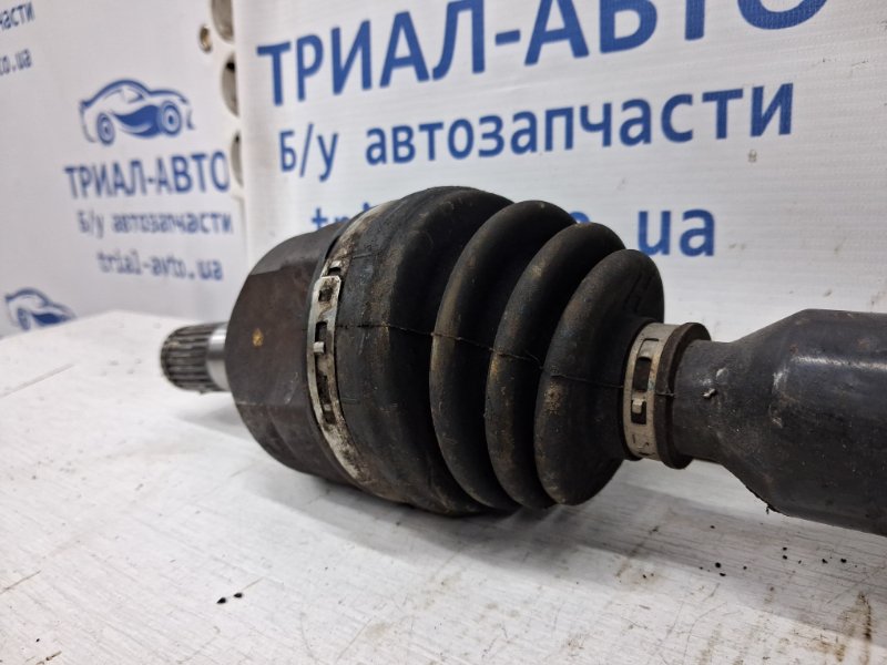 Привод передний правый МКПП Kia Ceed JD 1.6 diesel D4FB