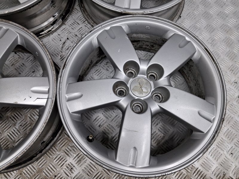 Диски титан комплект R17 Outlander 2003-2006 cu 2.4 бензин 4G69