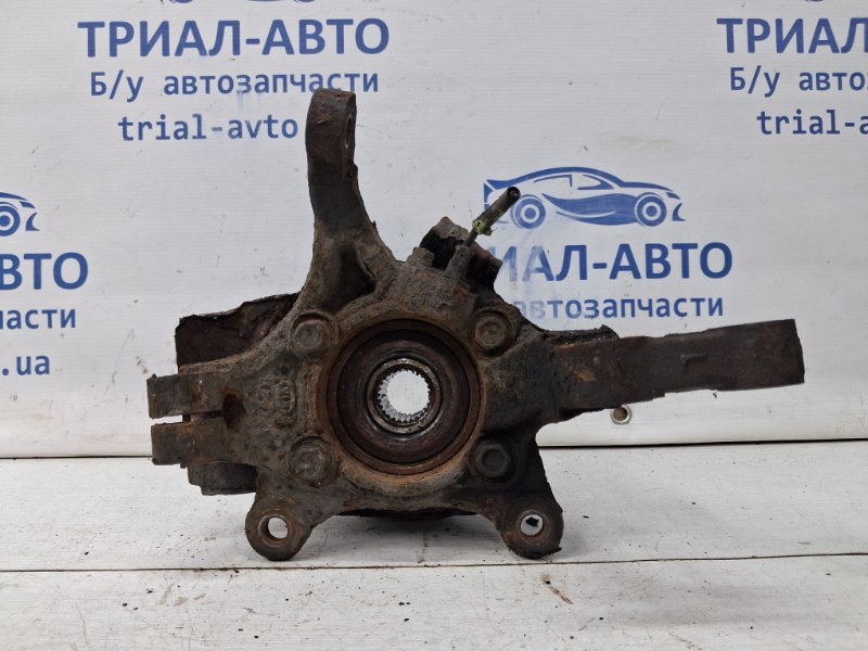 Кулак поворотный левый со ступицей Kia Ceed 2012-2018 JD 1.6 diesel D4FB 51715A6000 Б/У