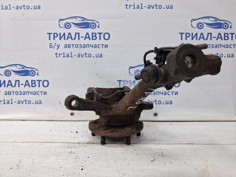 Кулак поворотный левый со ступицей Prado 2002-2009 J120 4.0 1GR-FE