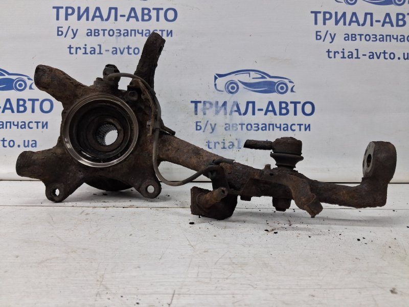 Кулак поворотный правый со ступицей Toyota Prado 2002-2009 J120 4.0 1GR-FE 4321160170 Б/У