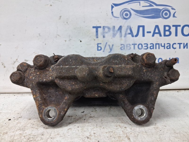 Суппорт передний левый Toyota Prado J120 4.0 1GR-FE