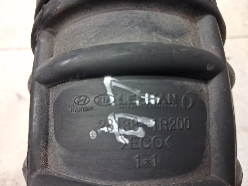 Патрубок воздушного фильтра Ceed 2012-2018 JD 1.6 diesel D4FB