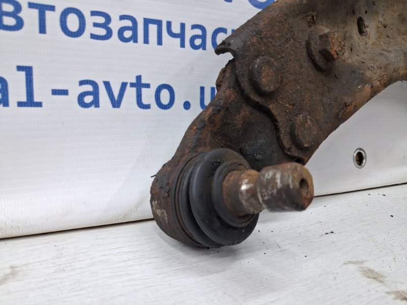 Рычаг левый Ceed 2012-2018 JD 1.6 diesel D4FB