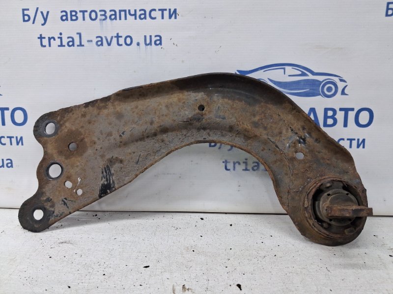 Рычаг задней подвески продольный правый Mazda CX 5 KE 2.2 diesel