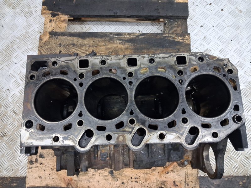 Блок ДВС Sorento 2002-2011 BL 2.5 diesel D4CB