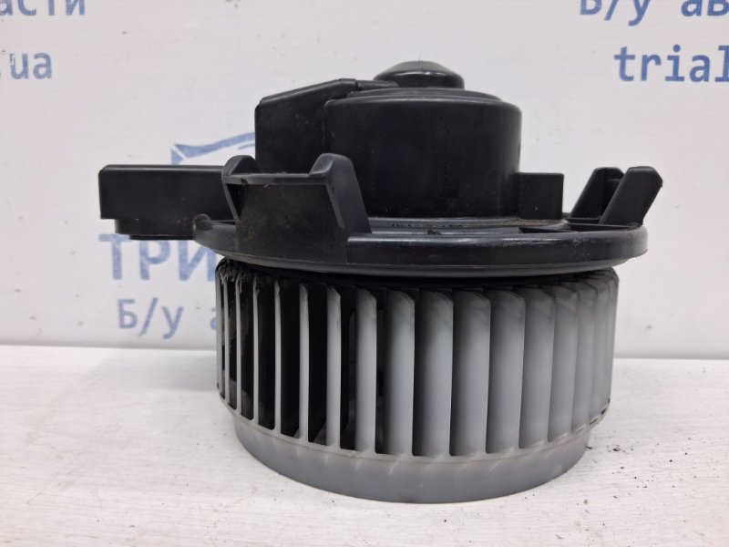 Моторчик печки Toyota Prado 2002-2009 J120 4.0 1GR-FE 8710335050 Б/У