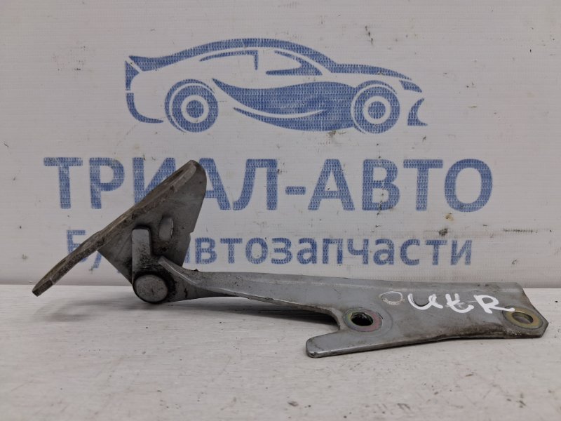 Петля капота правая Mitsubishi Outlander 2003-2006 cu 2.4 бензин 4G69 MB866526 Б/У
