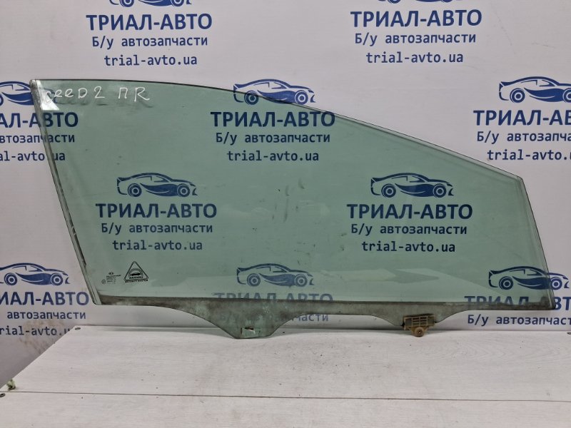 Стекло двери переднее правое Kia Ceed 2012-2018 JD 1.6 diesel D4FB 82420A2010 Б/У