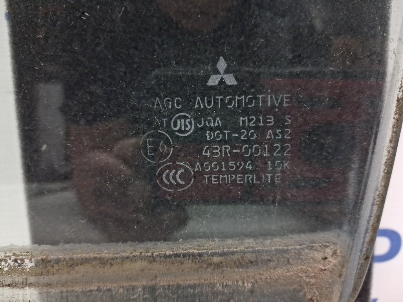 Стекло двери заднее левое Mitsubishi Lancer 10 1.5 бензин 4a91