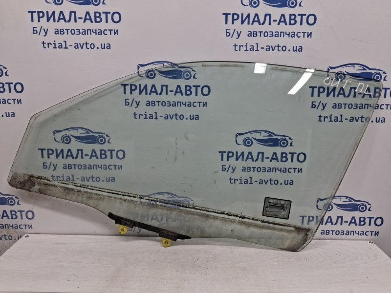 Стекло двери переднее левое Mitsubishi Outlander 2003-2006 cu 2.4 бензин 4G69 MR978105 Б/У