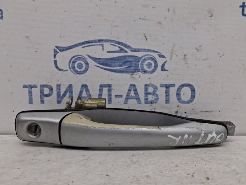 Ручка двери внешняя передняя правая Mitsubishi Outlander 2003-2006 cu 2.4 бензин 4G69 MR634481 Б/У