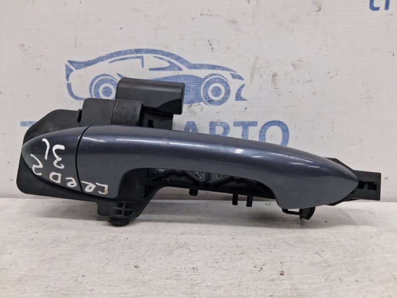 Ручка двери внешняя задняя левая Kia Ceed 2012-2018 JD 1.6 diesel D4FB 82655A2000 Б/У