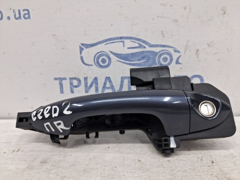 Ручка двери внешняя передняя правая Kia Ceed 2012-2018 JD 1.6 diesel D4FB 82661A2000 Б/У