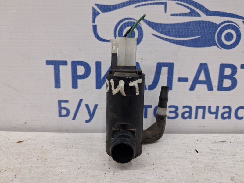 Насос омывателя стекла Outlander 2003-2006 cu 2.4 бензин 4G69