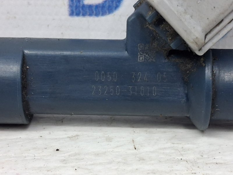 Форсунка топливная Toyota Prado J120 4.0 1GR-FE
