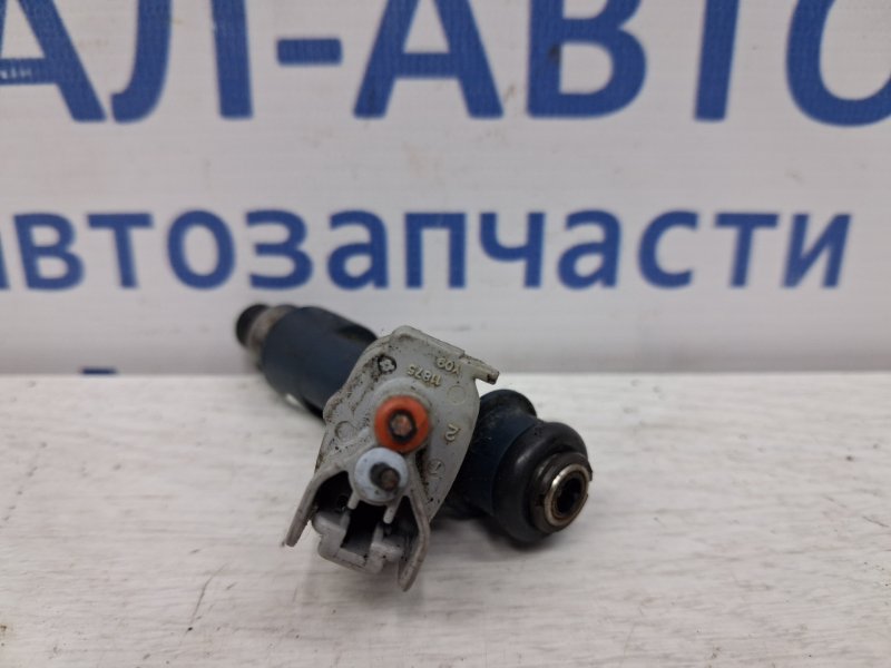 Форсунка топливная Prado 2002-2009 J120 4.0 1GR-FE