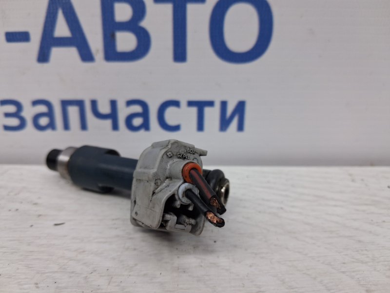Форсунка топливная Prado 2002-2009 J120 4.0 1GR-FE