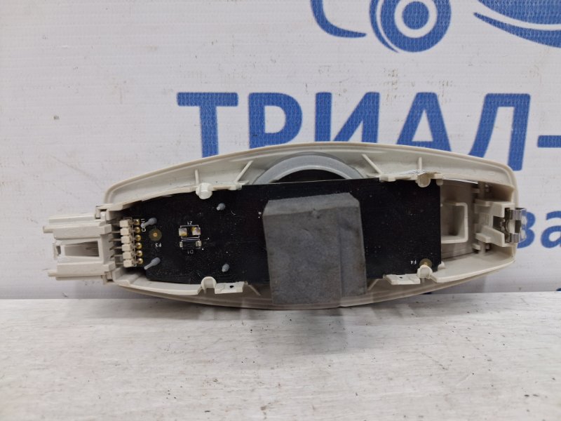 Плафон задний Kuga 2011-2019 CBS 2.0 diesel
